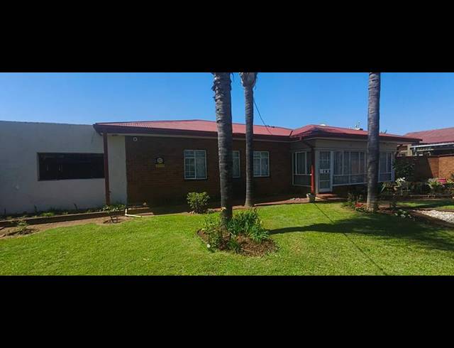 3 BEDROOM HOUSE FOR SALE IN WEST PARK